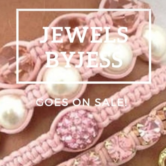 5pc Vintage Lustrous Charm Bracelet Set-Gift Ideas - Picture 5 of 5